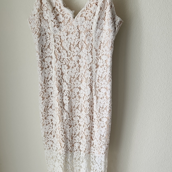 Bardot REVOLVE Sienna Lace Sheath Midi Dress in Cream with Cami Straps Sz M - Picture 6 of 16
